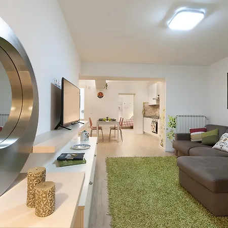 Apartment Agnolo Garden & Fresh Market *