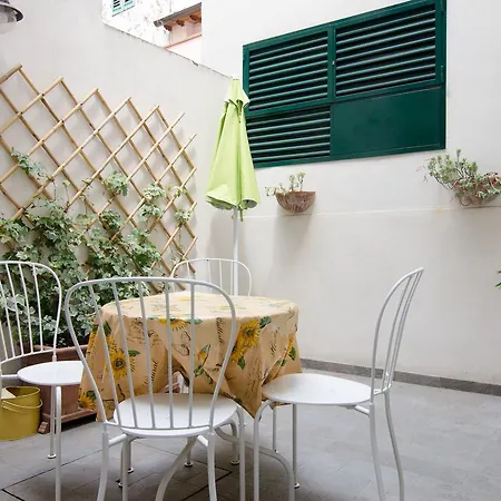 Agnolo Garden & Fresh Market Apartment Florence